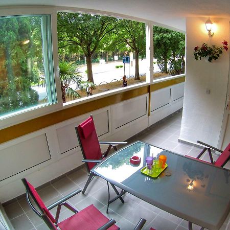 Apartment Suzana 2Br Split With Balcony ภายนอก รูปภาพ