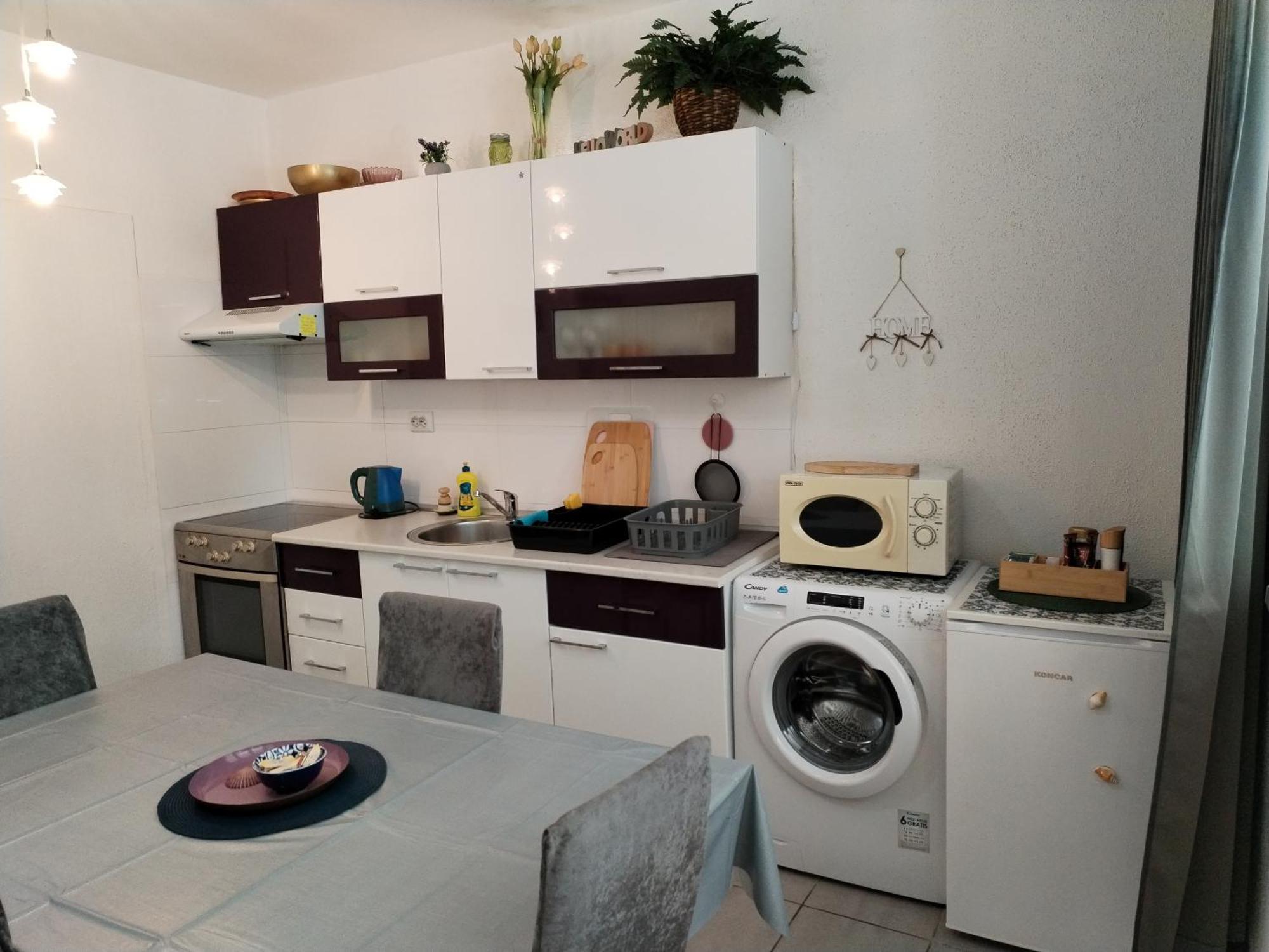 Apartment Suzana 2Br Split With Balcony ภายนอก รูปภาพ